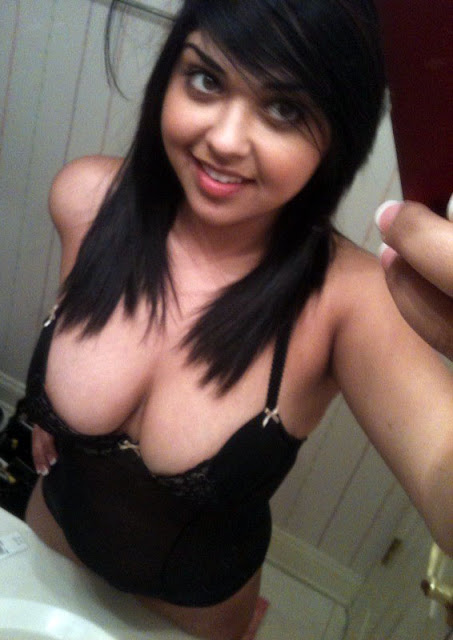 hot boobs indian girls in indian school college cum fest gif